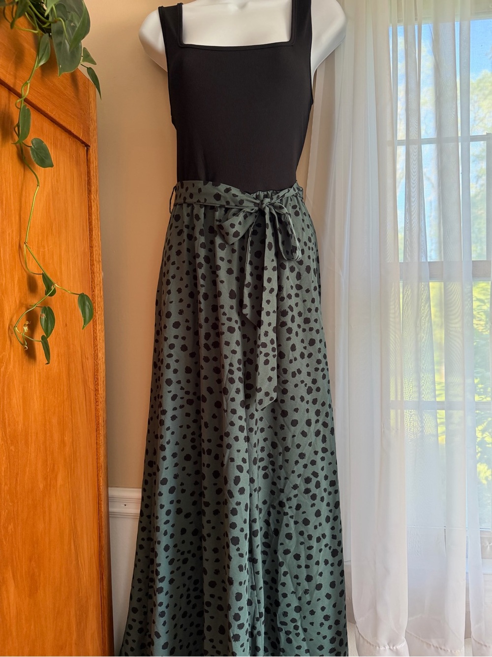 SHEIN Black & Olive Green Polka Dot Jumpsuit with Tie Waist